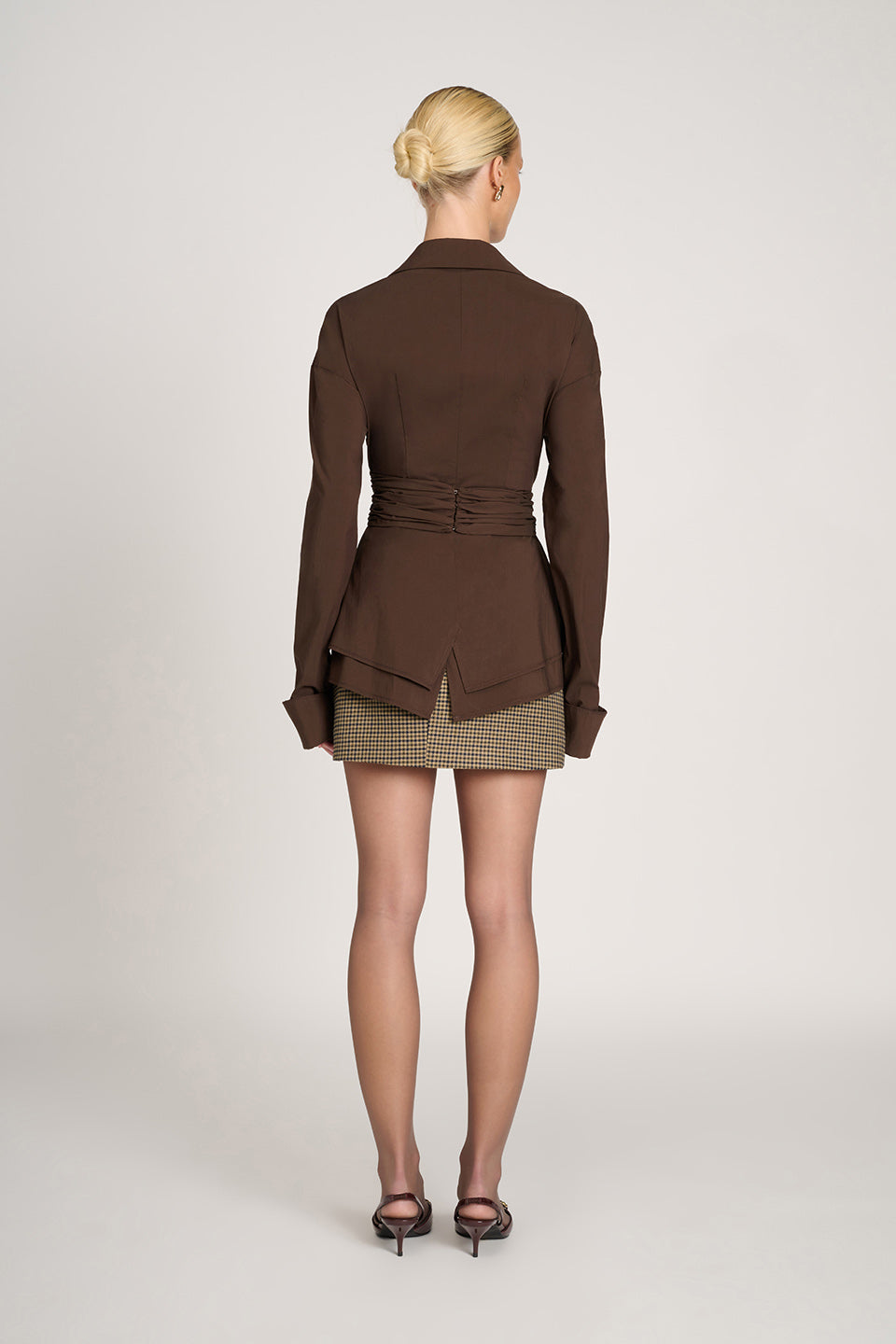 Freya™ | Maßgeschneiderte Wickelbluse