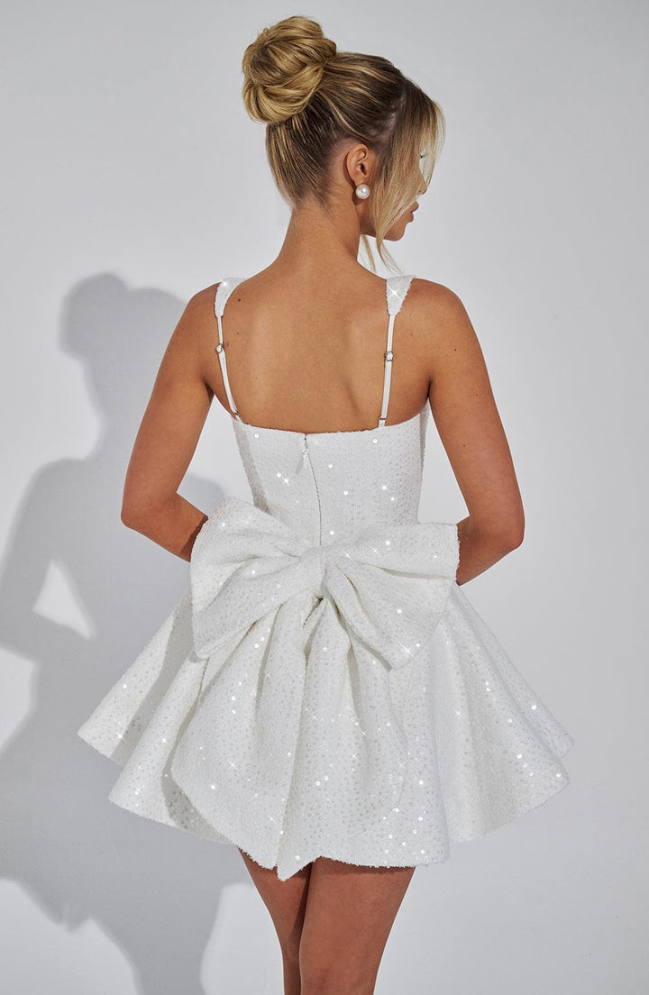 Luniva™ | Fliegenknoten Mini Kleid
