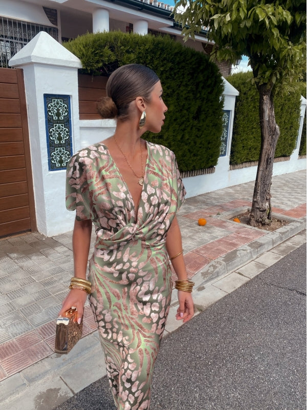 Liora | Satin Kleid mit Leopardenmuster